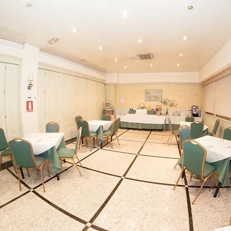 Ana Maria Hotel Granada Exterior photo